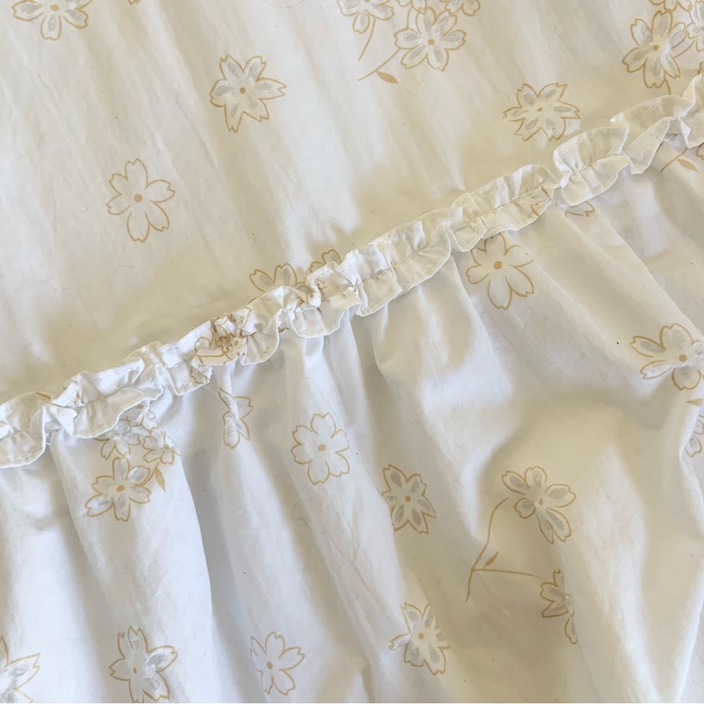 Veeko White floral cottage core cotton dress NWT - Picture 2 of 7